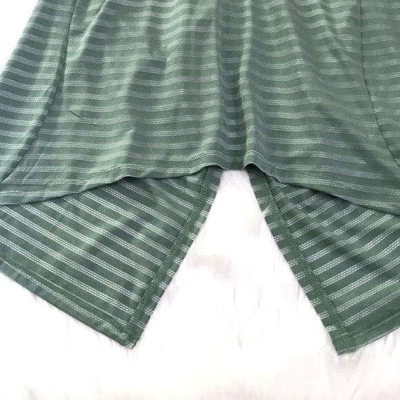 ♦️3XL Zyia | Forest Green Nimbus Split Back Tank | NWT - Picture 5 of 12